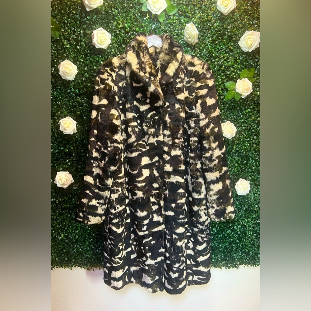Women’s Fur Midi Coat Size Medium
